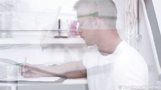 Blond tongue-humped by her medic