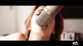 VO actress needs some inspiration 2