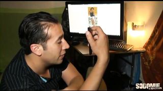 Splendid mansion holder, Betti is boning a construction employee, while her hubby is at work