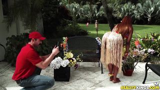 Twerk to make it work