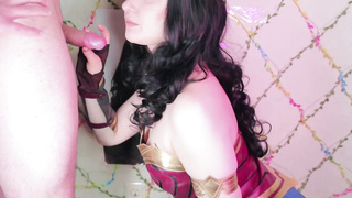 Wonder Female cosplayer is providing fellatios to her most faithful admirers, to keep them blessed