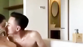 Pinch super-steamy của em Anh Thư và bạn trai yếu sinh lý