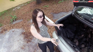 Petite pawnshop spex babe fucked before facial