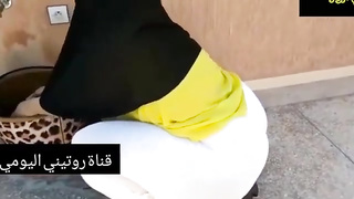 Arabic gal isn't aware that a mischievous neighbor is gazing at her monstrous donk, all day long