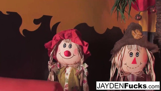 Jayden Jaymes is a good-sized boobed black-haired who enjoys to fap in front of the camera