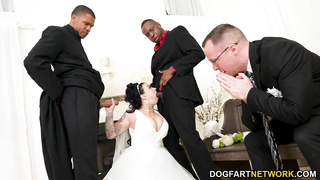 Right after getting married, round black-haired dreamed to get drool- roasted in front of her spouse