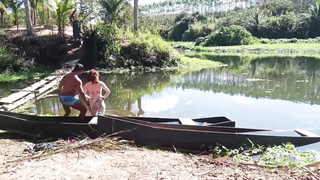 QUICOU GOSTOSO NO MEU PAU DENTRO DO BARCO