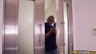 Booty babe sucking BBC in rough anal action