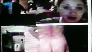 6 stripteased giggling College girls get a good look (+ sound )