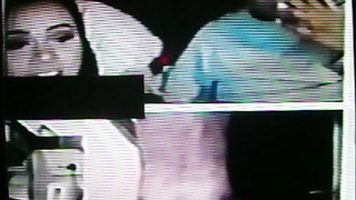 2 ladies, black & white, watch with delight (+ sound )