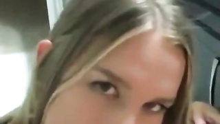 Juicy, blondie cheerleader loves to sense a rock firm stiffy in her jaws, until it gushes