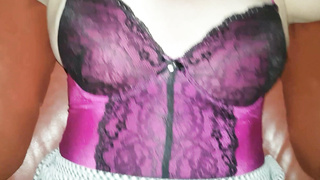 Cum dribbles from pussy