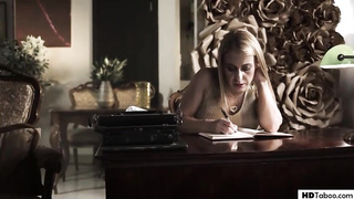 Nikky Thorne is a smoking steaming gal who is always in the mood for casual hook-up