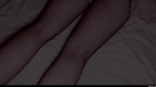 Humungous bootie light-haired, KisaJae is squealing while having casual fuck-fest with a man she has recently encountered