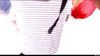 Humungous bootie light-haired, KisaJae is squealing while having casual fuck-fest with a man she has recently encountered