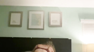 Wifey railing my man rod and spraying on me