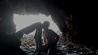 En la Playa, Dentro de la cueva Pornography Movies - Tube8