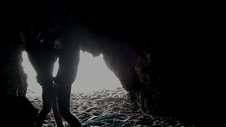 En la Playa, Dentro de la cueva Pornography Movies - Tube8