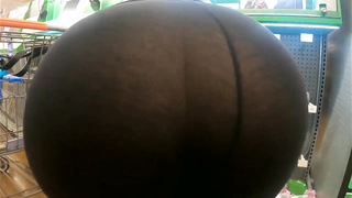 Mummy At Walmart Observe Thru Gigantic Ass Wedgie