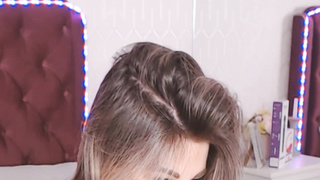 Babe Fuck Her Tight With Glass Dildo