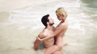 Platinum-Blonde nubile with puny boobs shrieks noisily during a voluptuous porking with random man on the beach