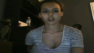 Pretty stunner is posing and taunting on live web cam, in the middle of the night