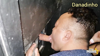 Bianca Naldy invites Nickproducoes to suckle a few pirokas in the cabin of the bj at Festa Prime