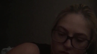 Pretty Booty White Dame Gives Grubby Head and Forearm Job Point Of View