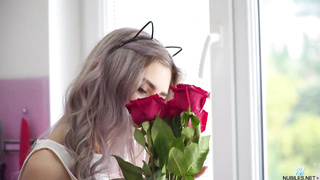 Eva Elfie is in the mood to take off her clothes and finger her purrfectly smooth-shaven coochie