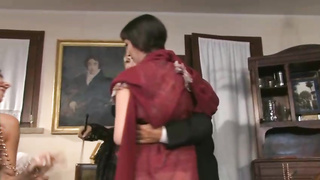 Glorious damsels, boys in uniforms and all kinds of couples are ravaging in the nail palace