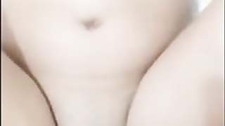 Ultra-Kinky boy is boinking a whorish, unexperienced gal and attempting to make a movie of it