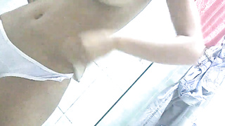 Amanda é uma da melhores bucetas que já comi e não deu pra gravar a foda mas gravei no banho