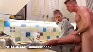 shagging in the kitchen and internal cumshot