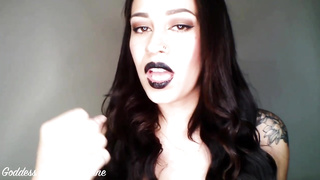 My hallow3en mask is Myb0dyjamie valentine