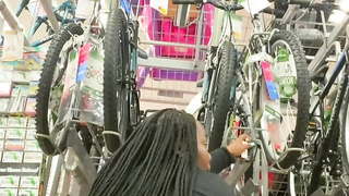 THICK BBW EBONY Twerking in WALMART!! - ass and cunt - Lovely BBW SSBBW FETISH - Black Girl Twerking ASS