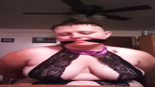 Lush gal is getting her head bald in front of the camera, just for joy