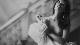 blonde flexin squirting