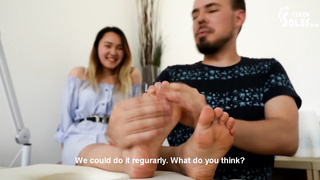 Charlie caught when rubbing magnificent Chinese soles (sole fetish, sole adore)