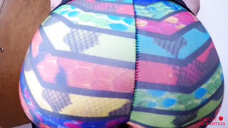 He couldn't stand against my yoga trousers and pumped my cootchie hammering my monstrous bootie!