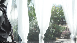 Spouse Shares His Nasty Chinese Wifey Kendra Spade With a Black Bull