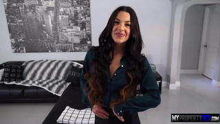 Evelin Stone Taking The Utter Package.mp4