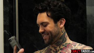 Molten gigantic black butt teenage Aaliyah Hadid screws a pervy inked stepparent