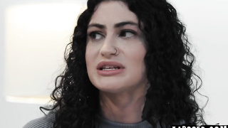 Ryan determined to have a taste of his greatest buddies daugter Lydias coochie (Ryan Mclane, Lydia Black)