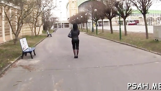 Seductive damsel rihanna samuel does her greatest to get spunk