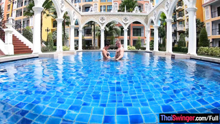 Giant boobies unexperienced Thai GIRLFRIEND is a super-naughty superslut who luved all the attention