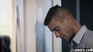 Lydia suggests getting together with Ryan to avenge her parent and Ryans bestfriend