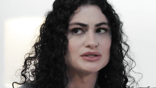 Lydia suggests getting together with Ryan to avenge her parent and Ryans bestfriend