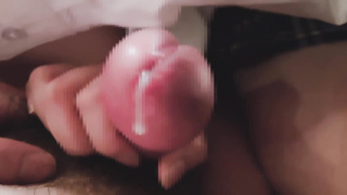 学校帰り♥超可愛い１８歳巨乳彼女が極上手コキ♥その後...♥素人カップル/美女/スタイル抜群/パイパン/スマホ撮影/リアル/主観映像/ハメ撮り