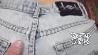 Teenager with dreadlocks and a thicket makes her first-ever pornography