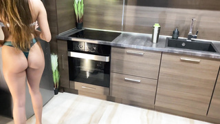 Top Fit Model is worth a quality CULO bang in her green High high-heeled shoes & green undies